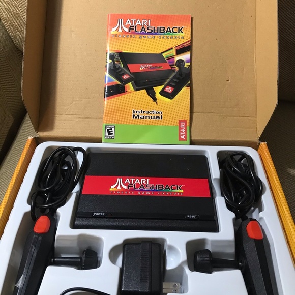 Atari Flashback game console 20 built in - Picture 2 of 6